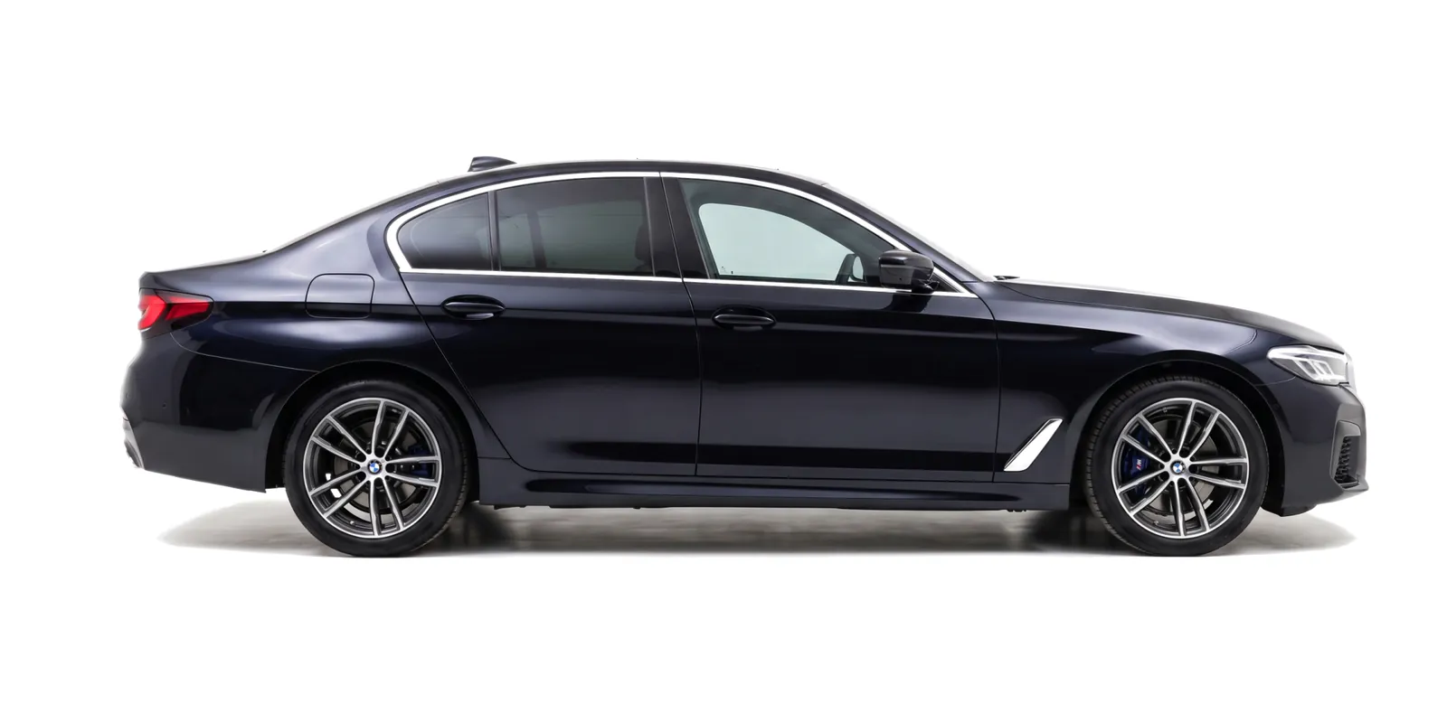 BMW 5 Series (G30) 520i M Sport, вид 28 из 31